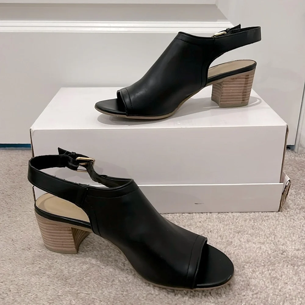 Nine West Block Heel Sandal - Picture 1 of 9